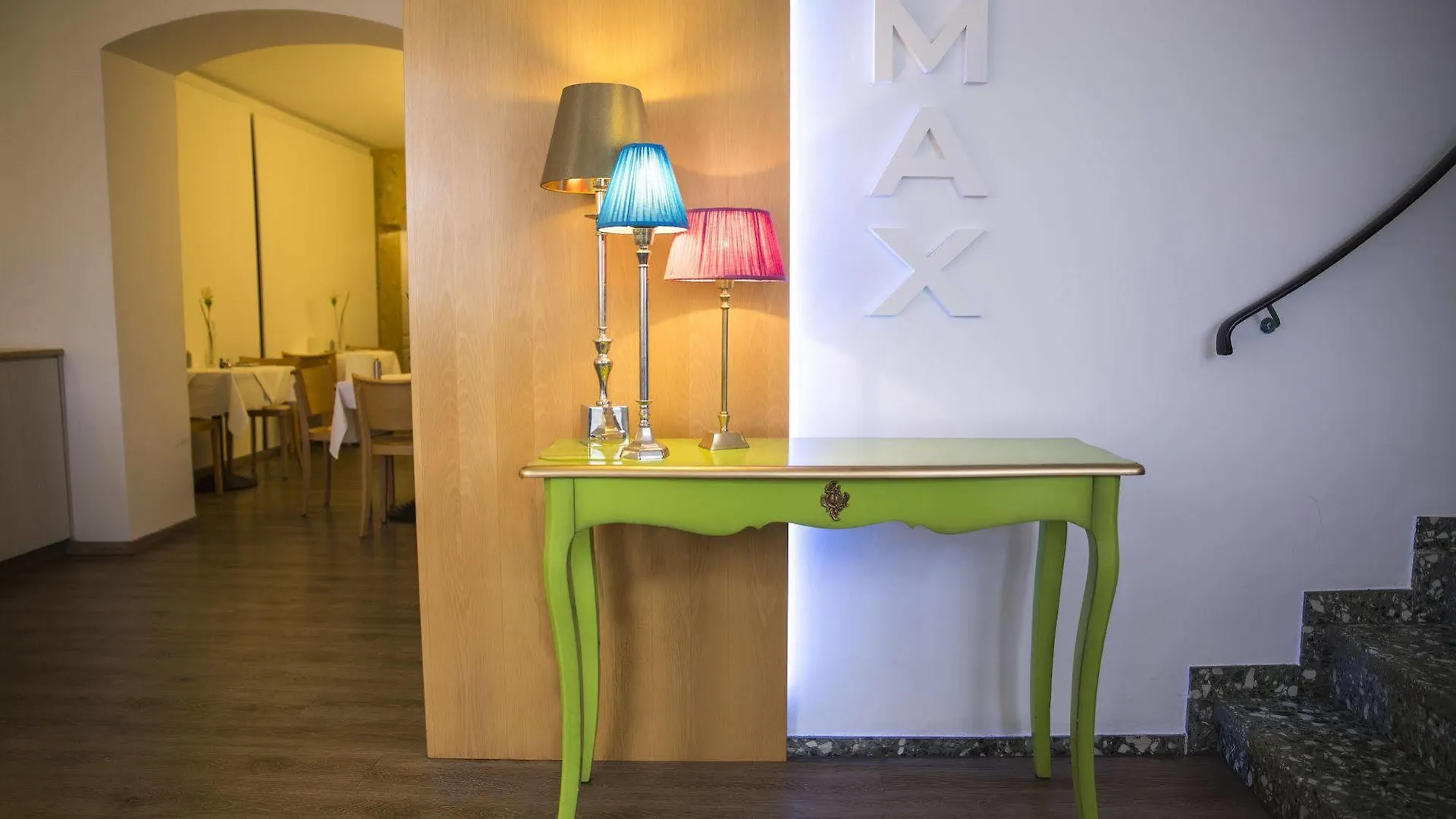 Max Hotel Duesseldorf Self-Check-In Dusseldorf