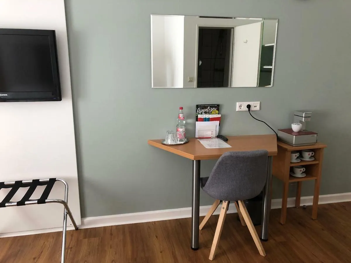 Max Hotel Duesseldorf Self-Check-In