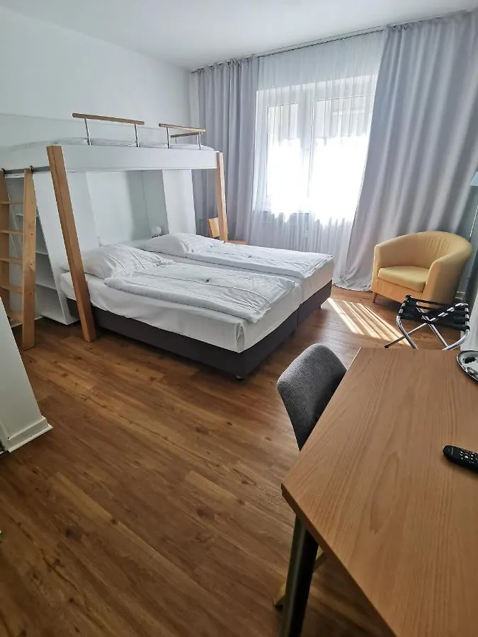 Max Hotel Duesseldorf Self-Check-In Almanya