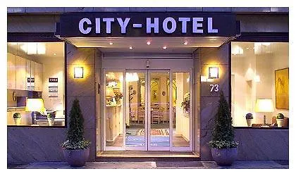 Max Hotel Duesseldorf Self-Check-In